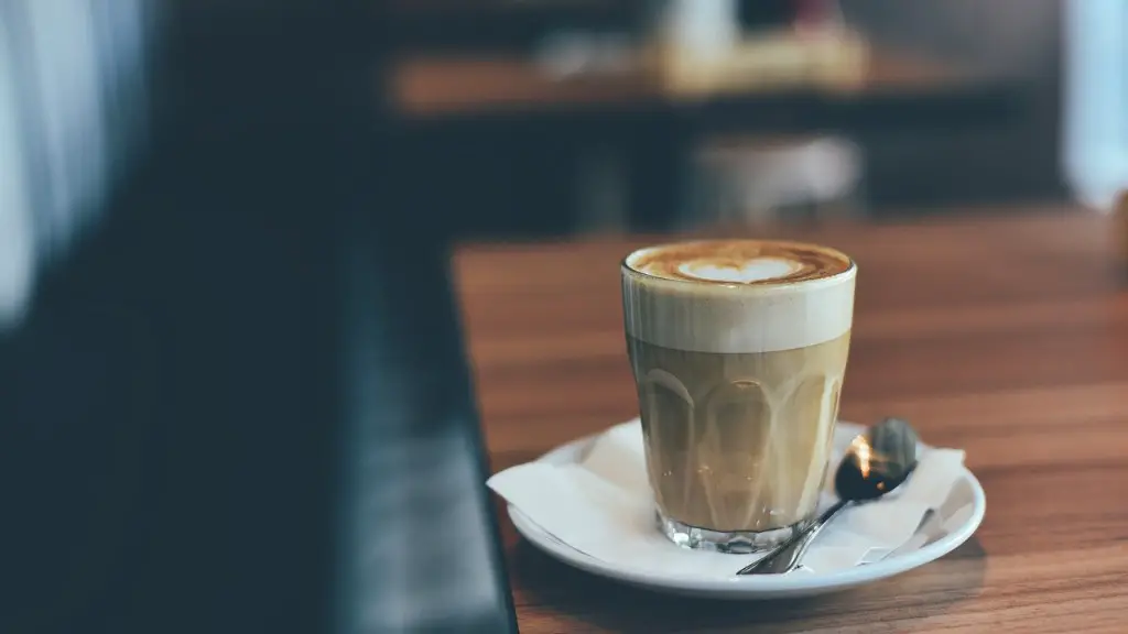 How do experienced barista work in an inexperienced coffee shop?